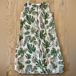 Little Unicorn leaf pattern muslin sleep sack 6-12m